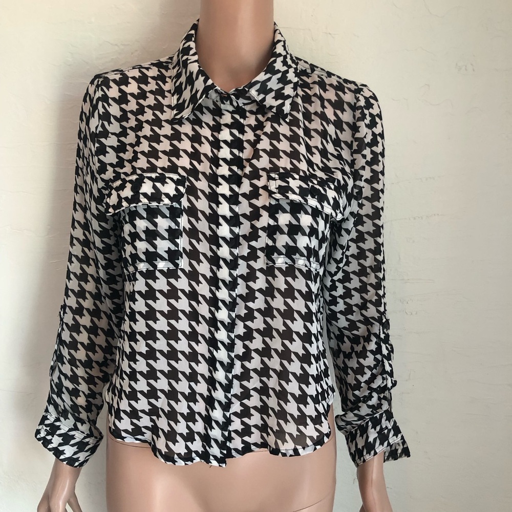 Forever 21 Houndstooth Black/White Sheer Button-Up Blouse Shirt Women’s Size S
